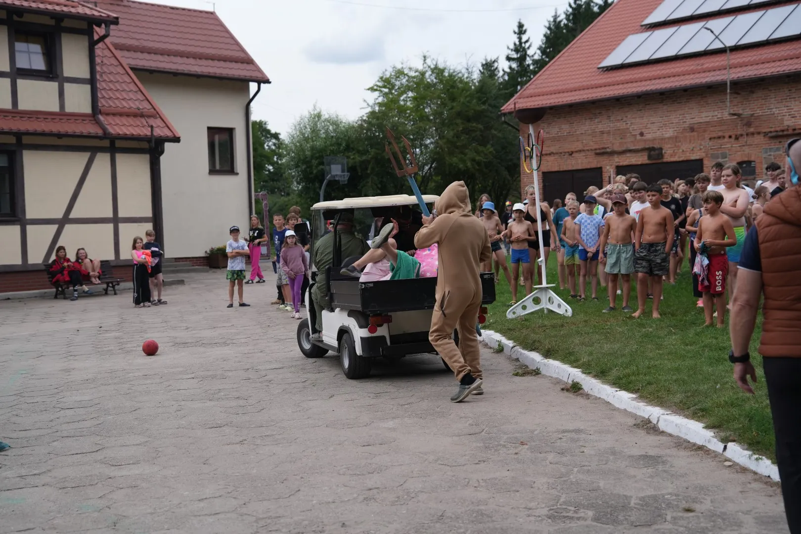 Niedziela 16 sierpnia 2026 LAMA 189